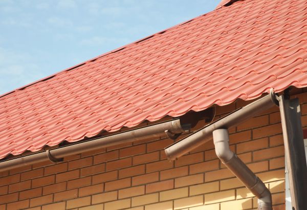 Loose Gutter Repair in Blue Springs