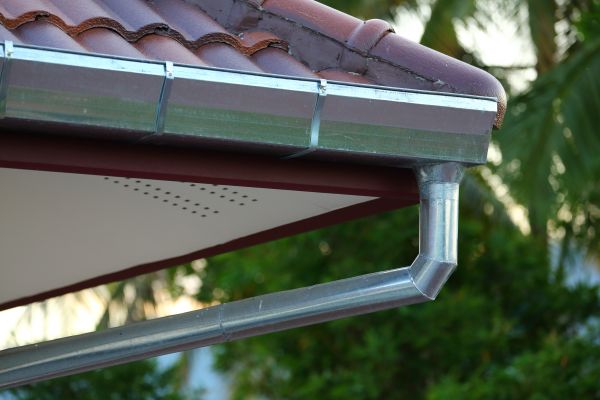 Metal Gutter Repair in Blue Springs