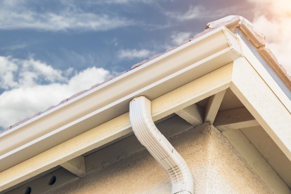 Seamless Gutter Replacement in Blue Springs
